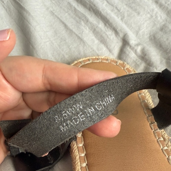 Torrid Black Strappy Sandals, 8.5W - Picture 4 of 7